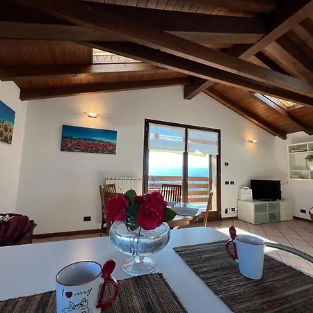 Kibilu - Maggiore Cardana Apartment
